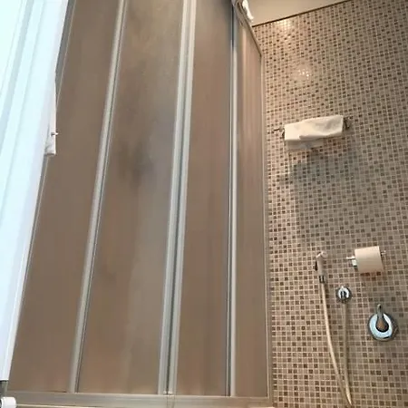 Saint Tropez Hotel 3*