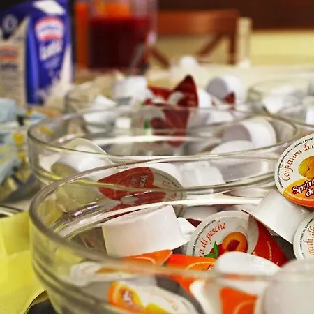 Saint Tropez Hotel 3*