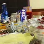 Отель Saint Tropez 3*