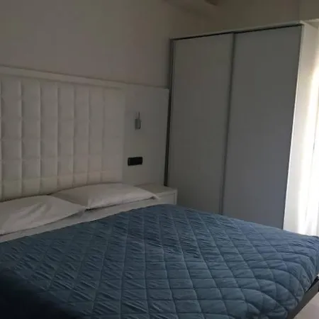 Szálloda Saint Tropez 3*