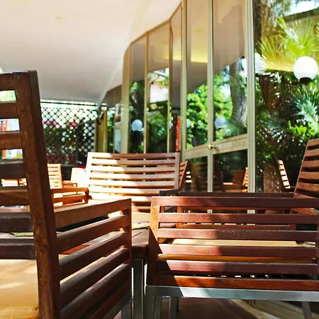 Saint Tropez Hotel