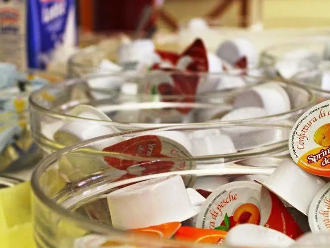 Saint Tropez Hotel 3*